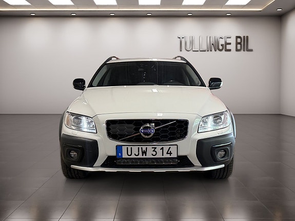 Volvo XC70 8 of 24
