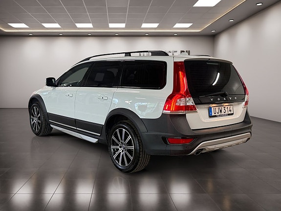 Volvo XC70 3 of 24