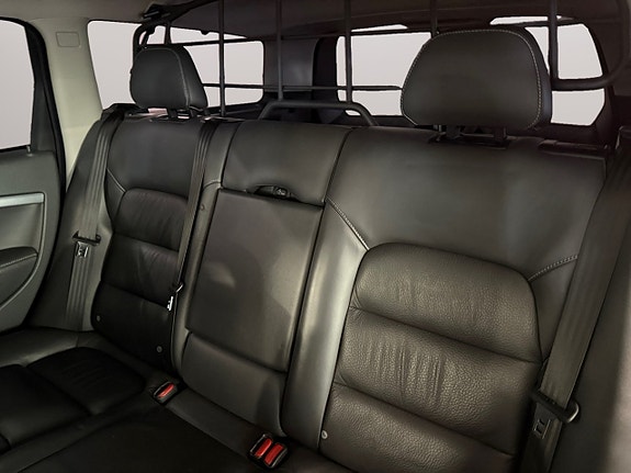 Volvo XC70 10 of 24