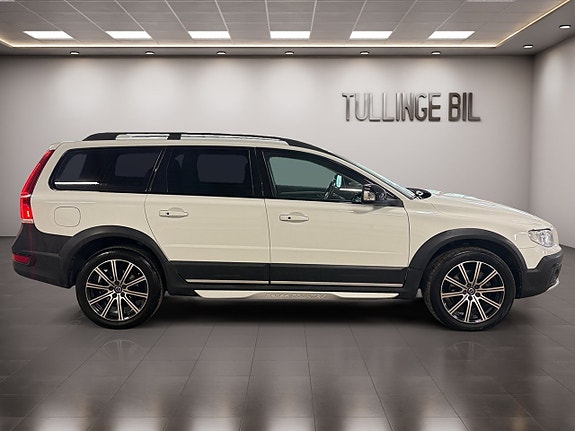 Volvo XC70 6 of 24