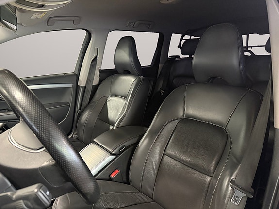 Volvo XC70 9 of 24