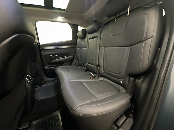 Hyundai Tucson 18 of 30