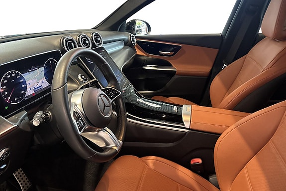 Mercedes-Benz GLC300 e 11 of 11