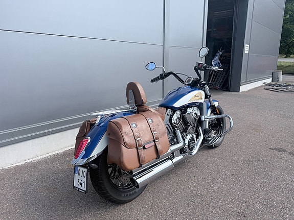 Indian Scout Classic 4 of 17