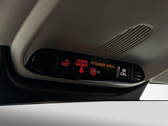 Volvo V60 Cross Country 19 of 30