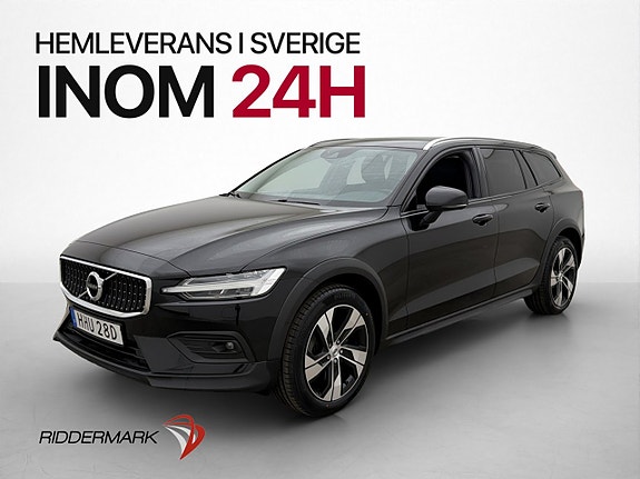 Volvo V60 Cross Country 3 of 30