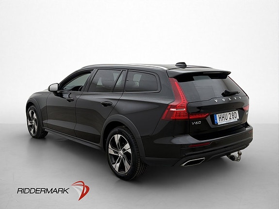 Volvo V60 Cross Country 5 of 30
