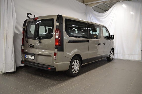 Opel Vivaro 3 of 14