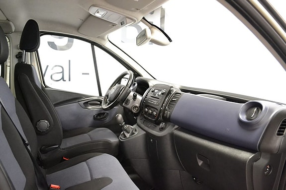 Opel Vivaro 7 of 14