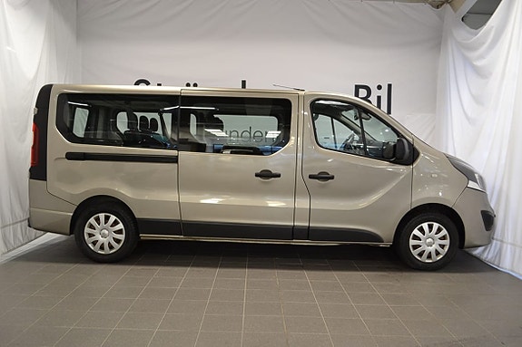 Opel Vivaro 2 of 14