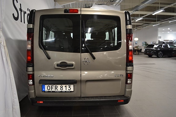 Opel Vivaro 4 of 14
