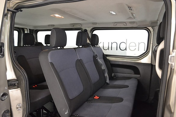 Opel Vivaro 11 of 14