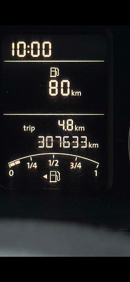 Volkswagen Amarok 9 of 11