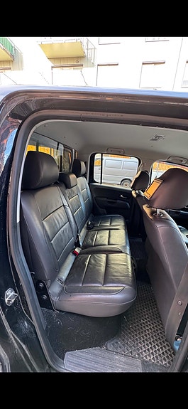 Volkswagen Amarok 8 of 11