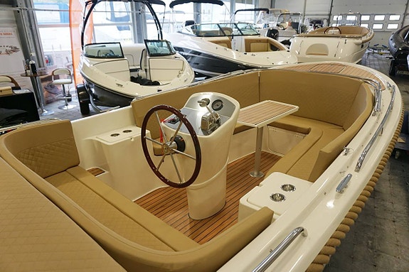 Carisma Tender 615 -2020 | Suzuki DF30A | 1 ägare 5 of 8