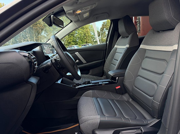 Citroen C4 12 of 23