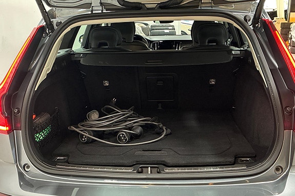 Volvo V60 10 of 30