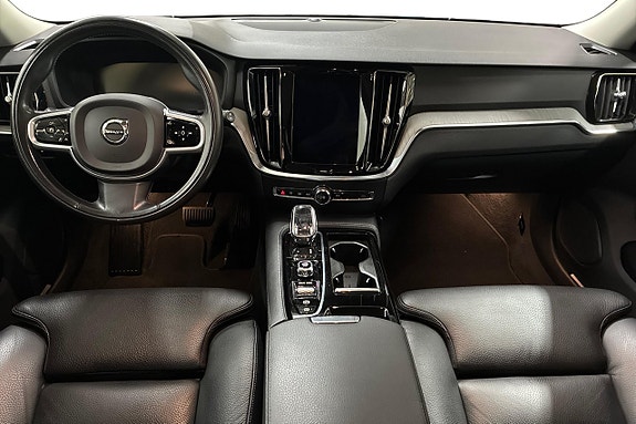 Volvo V60 12 of 30