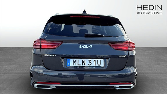 Kia Ceed 7 of 12