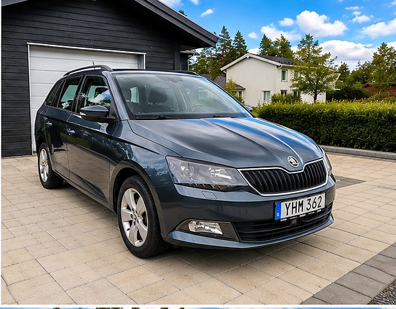 Skoda Fabia 2 of 5