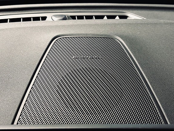 Volvo XC60 23 of 25