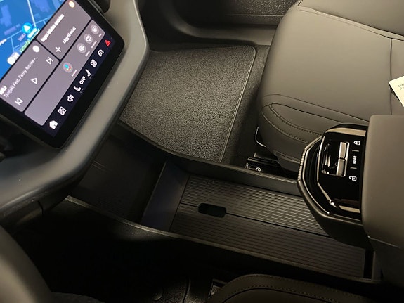 Volvo EX30 14 of 14