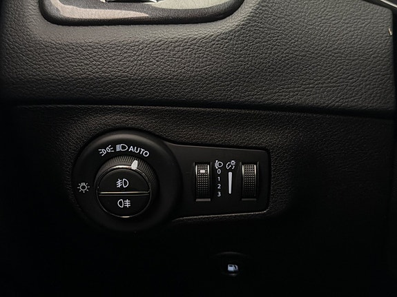 Jeep Compass 26 of 30