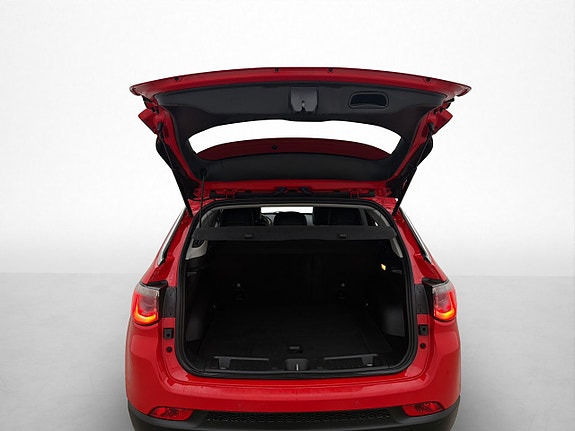 Jeep Compass 8 of 30