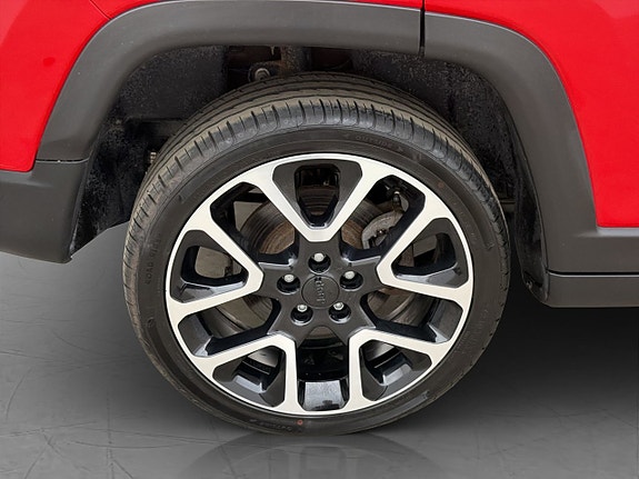 Jeep Compass 30 of 30