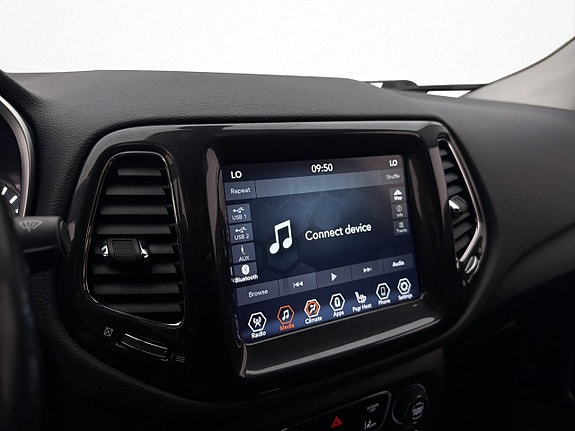 Jeep Compass 22 of 30