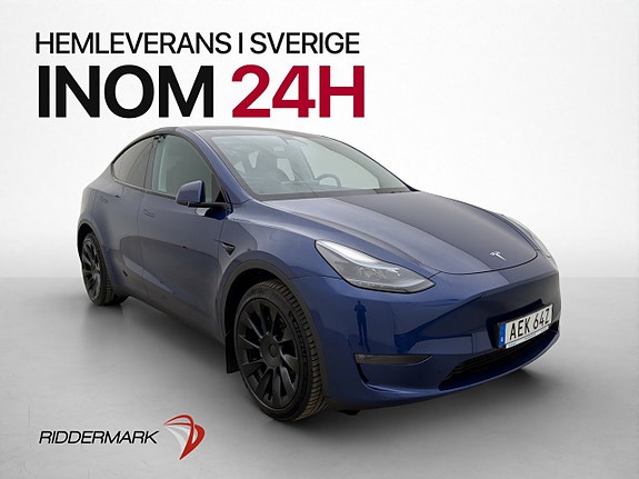 Tesla Model Y 4 of 30