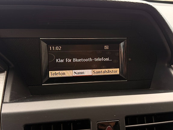 Mercedes-Benz GLK220 14 of 23