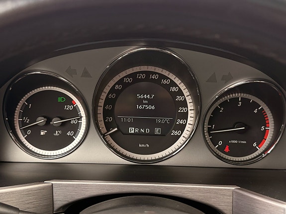 Mercedes-Benz GLK220 18 of 23