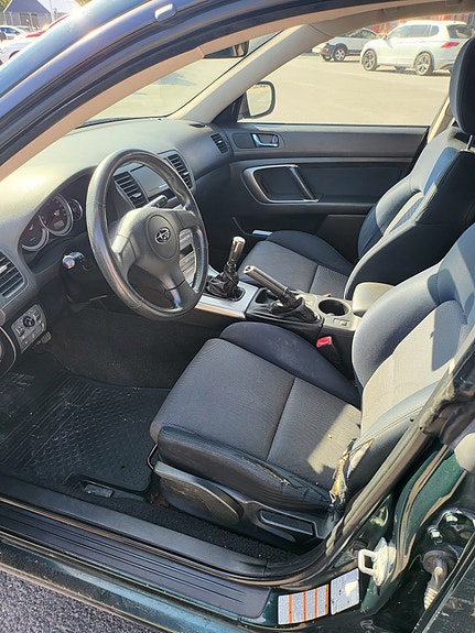 Subaru Legacy 6 of 6
