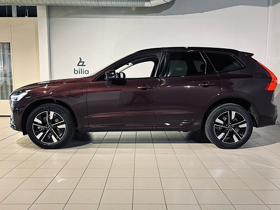 Volvo XC60 2 of 25