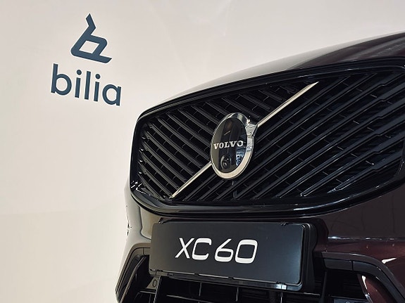 Volvo XC60 5 of 25