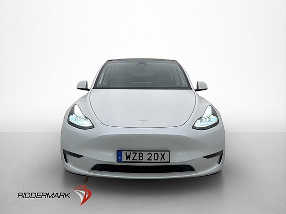 Tesla Model Y 3 of 30