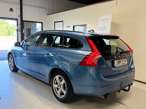 Volvo V60 11 of 23