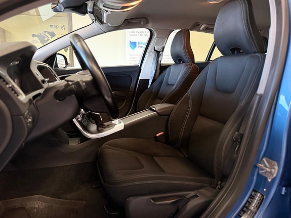 Volvo V60 16 of 23