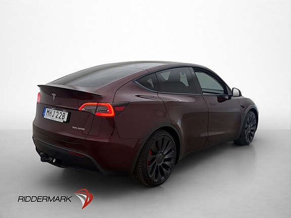 Tesla Model Y 9 of 30