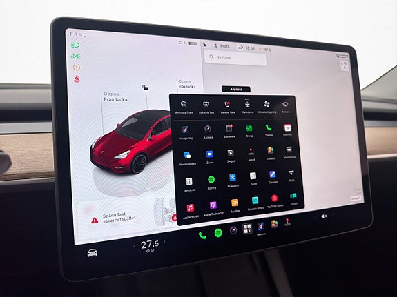 Tesla Model Y 22 of 30