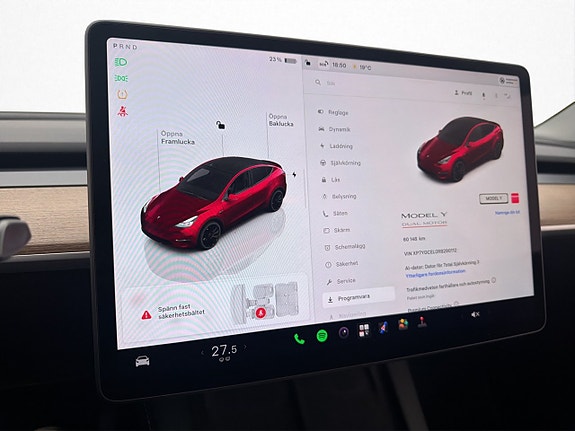 Tesla Model Y 26 of 30