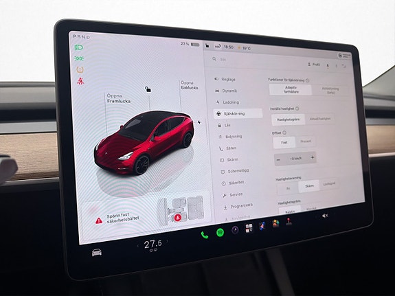 Tesla Model Y 25 of 30