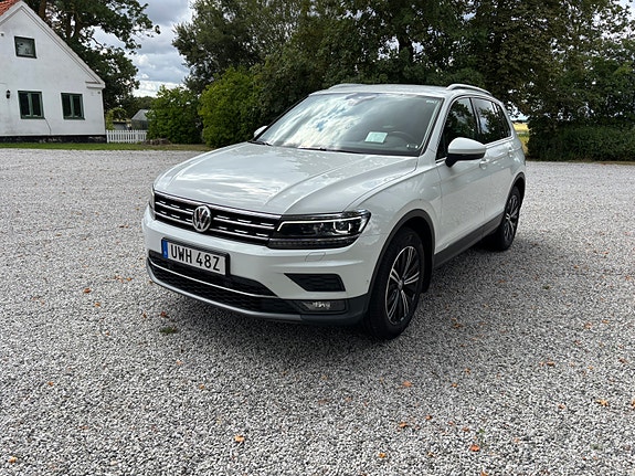 Volkswagen Tiguan 4 of 8