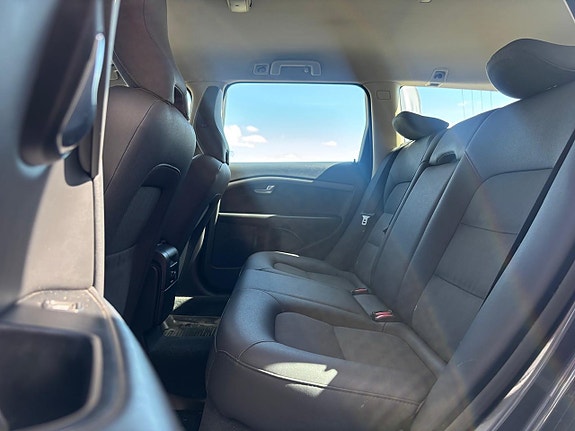 Volvo V70 17 of 18