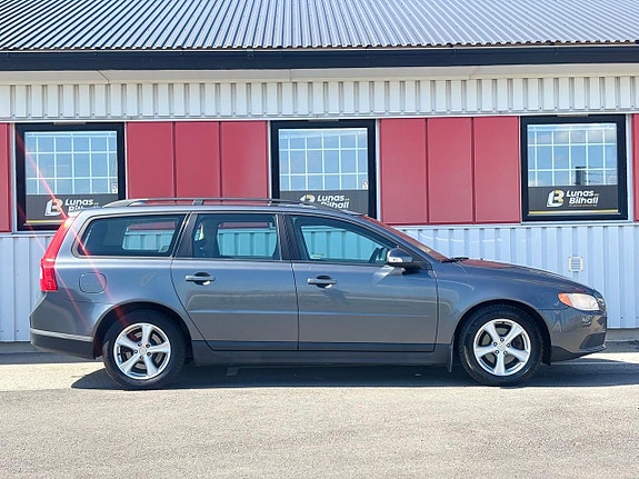 Volvo V70 6 of 18