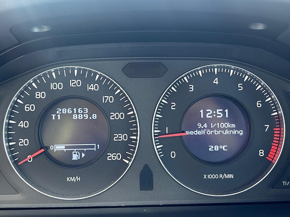 Volvo V70 13 of 18