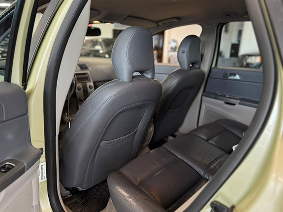 Volvo V50 7 of 15