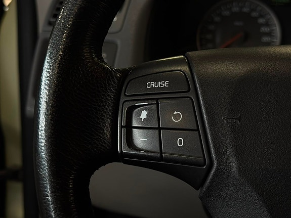 Volvo V50 12 of 15