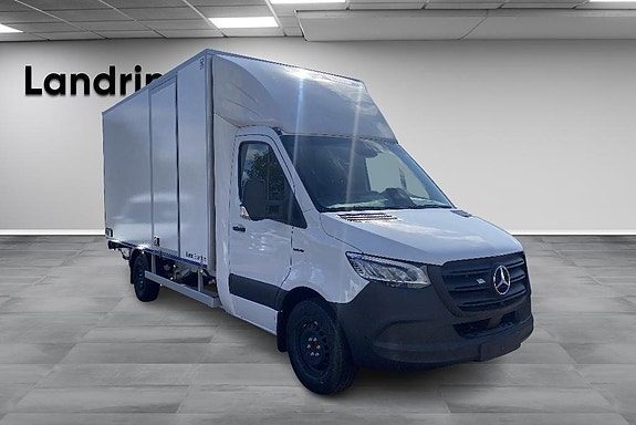 Mercedes-Benz eSprinter 420 3 of 16